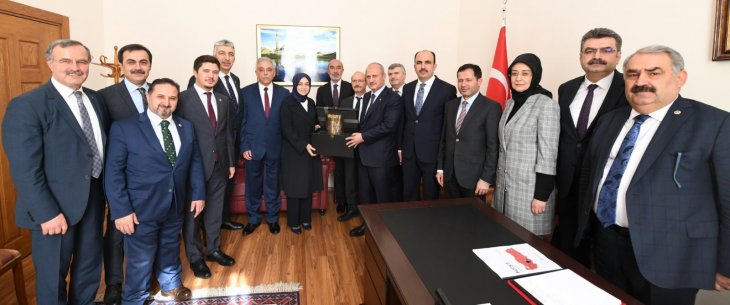 Konya heyeti Ulaştırma Bakanı Turhan ile görüştü