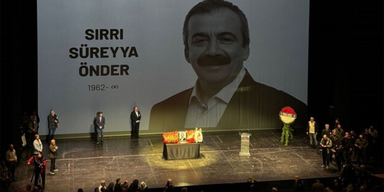 Sırrı Süreyya Önder için AKM'de tören düzenlendi