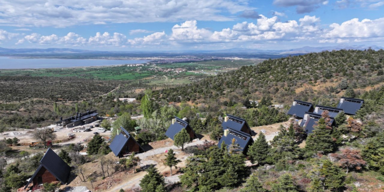 Konya’nın göl manzaralı bungalov evlerinde sona yaklaşıldı
