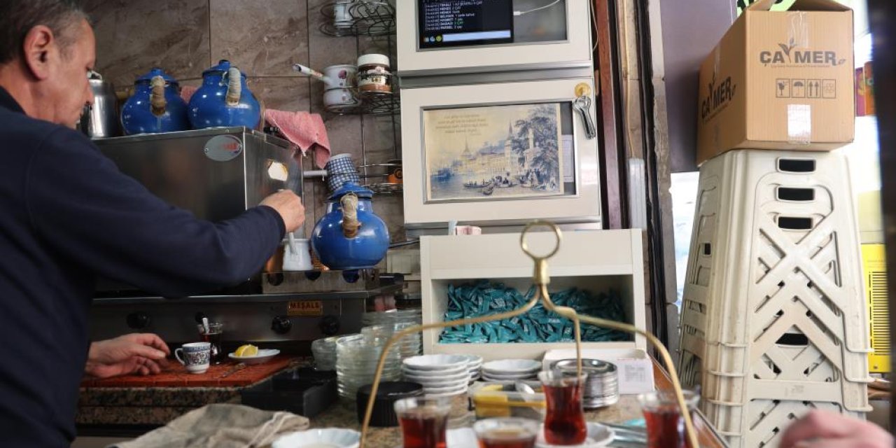 Konya’nın tarihi çarşısında çay ocağına dijital dokunuş