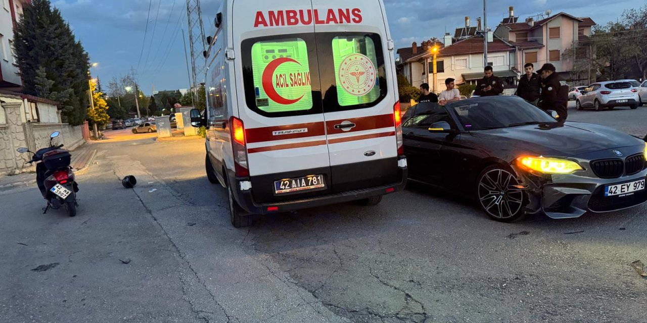 Konya’da otomobilin çarptığı motosikletli yaralandı