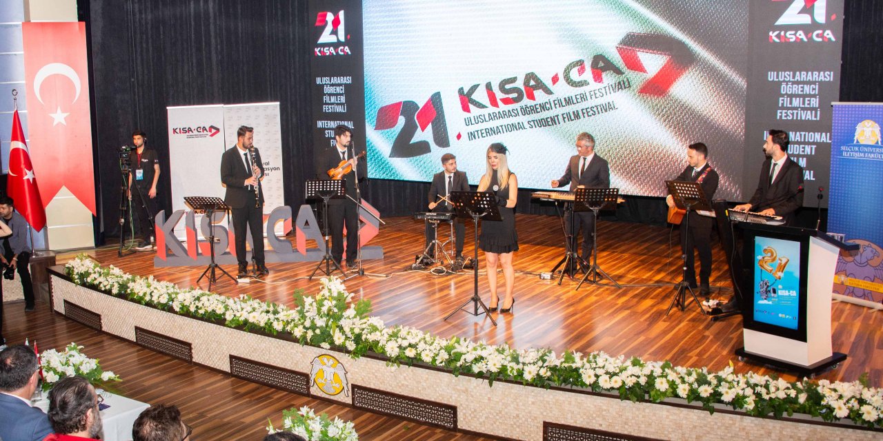 Konya’nın dünyaca ünlü festivali başladı