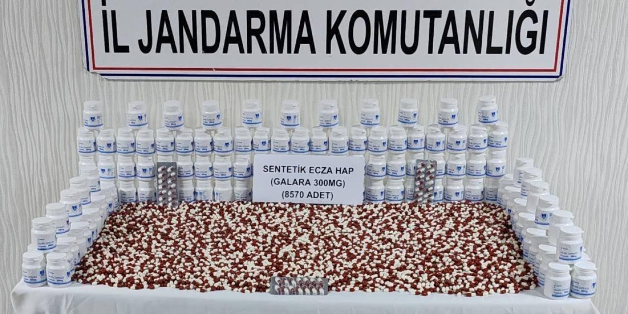 Konya jandarmasından 2 ilçede uyuşturucu tacirlerine darbe