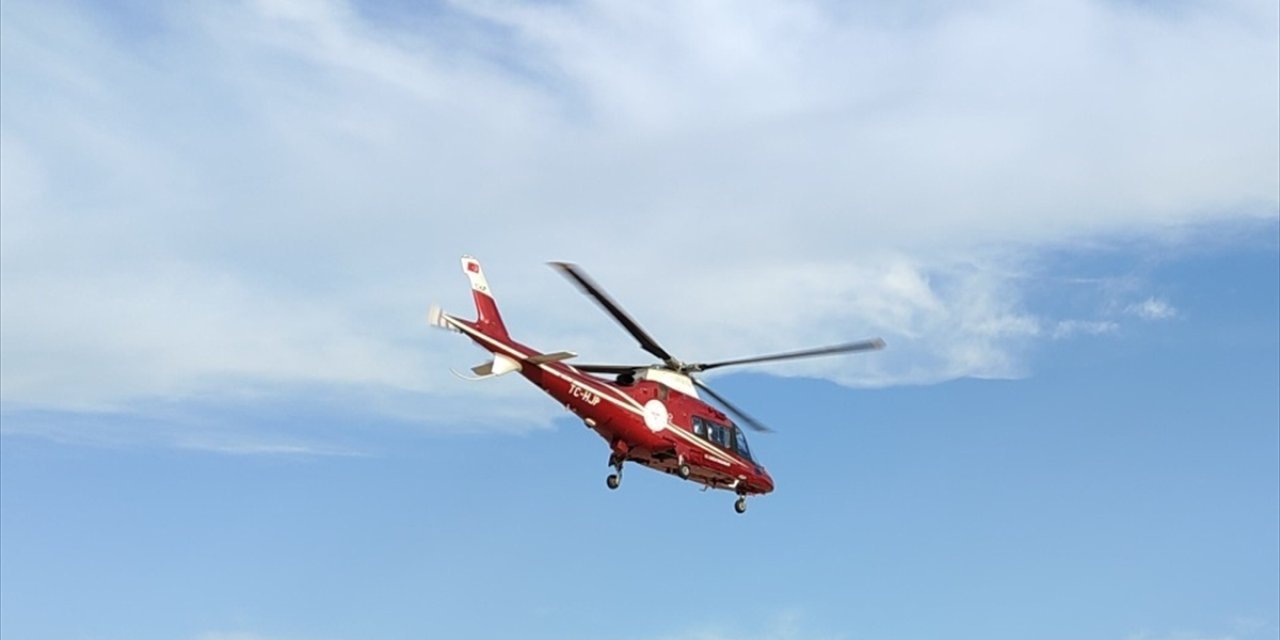 Konya'da ambulans helikopter kadın hasta için havalandı