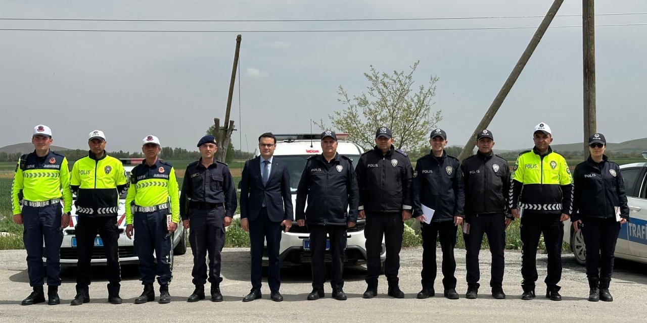 Sarayönü’nde ‘Bir Kural Bir Ömür’ kampanyası