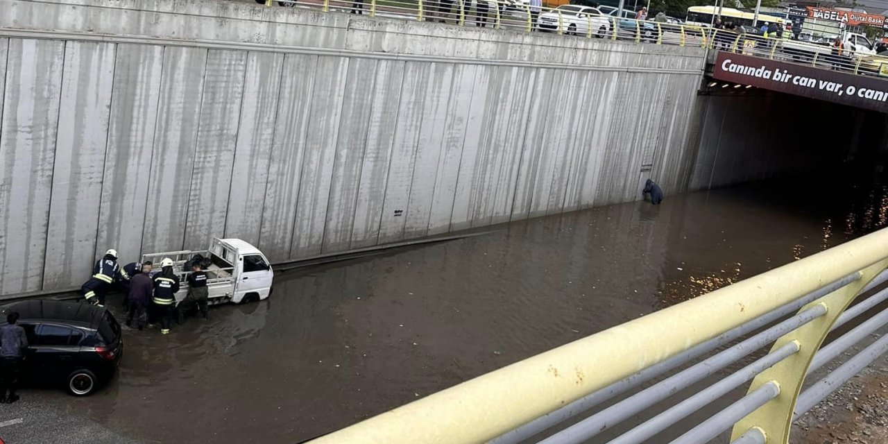 Konya’da yağış öncesi alt geçitlerde taşkın önlemi
