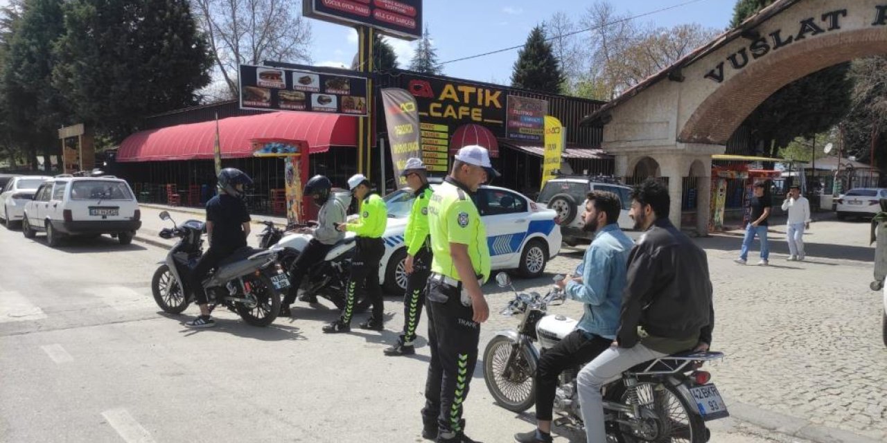 Konya’da kasksız kameraya yakalanan motosikletli cezadan kaçamıyor