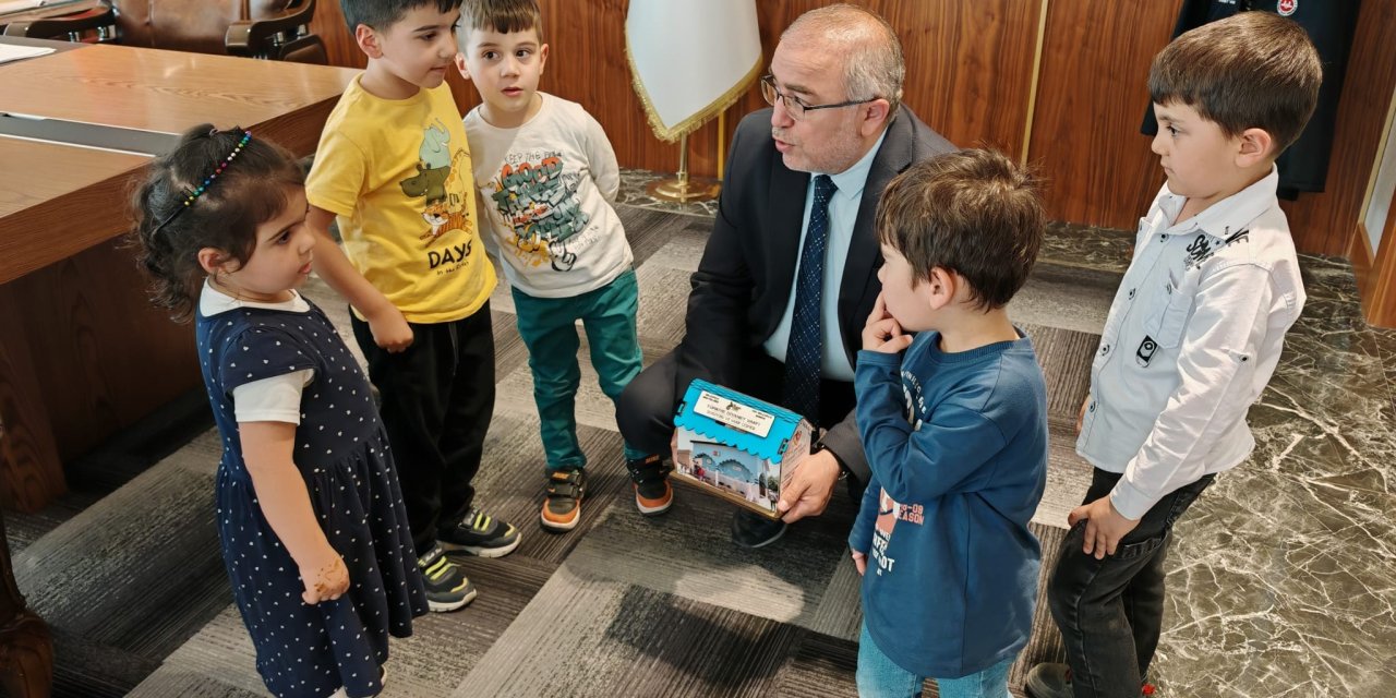 Konya’da minik kalplerden büyük destek