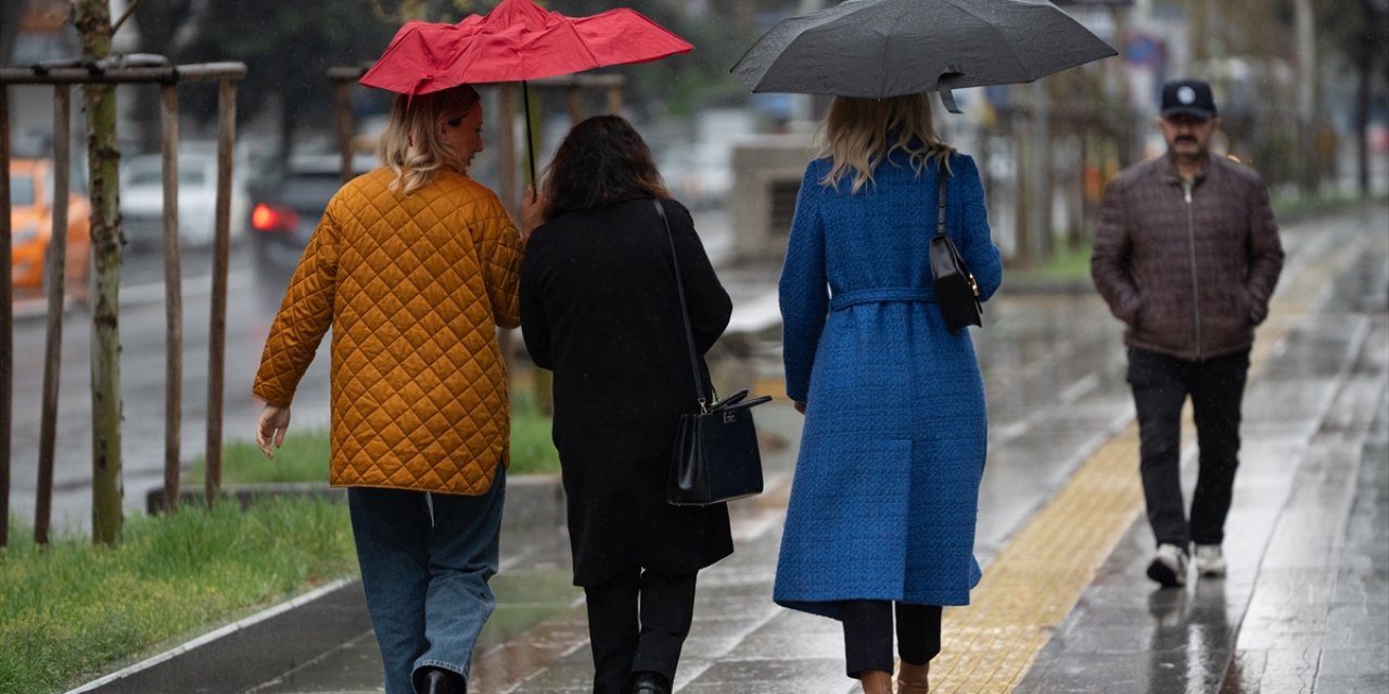 Meteorolojiden gök gürültülü sağanak uyarısı