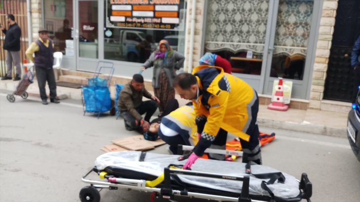Konya'da seyir halindeki motosikletten düşen kişi yaralandı