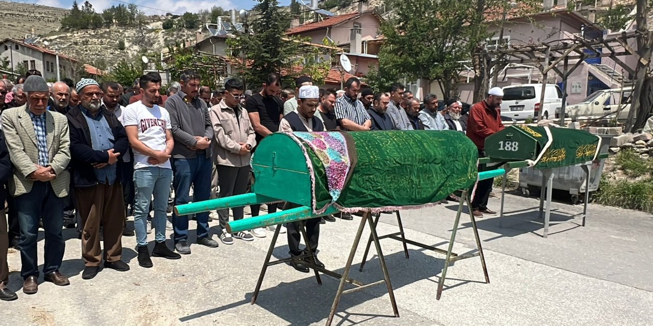 Konya’da evde çıkan yangında ölen Ali ve Fatma Basal çiftine acı veda