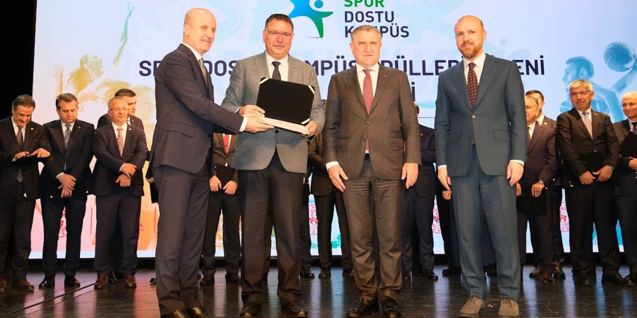 Selçuk Üniversitesine “Spor Dostu Kampüs” ödülü