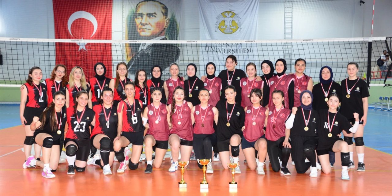 Selçuk Üniversitesinde şampiyonlar belli oldu