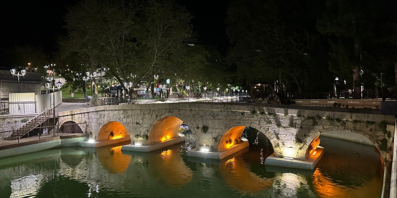 Yaz geldi Meram’ın ünlü mekanı canlandı