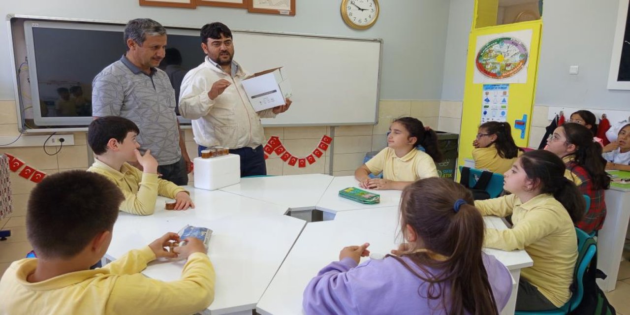 Konya’da çocuklar arıların dünyasını keşfetti