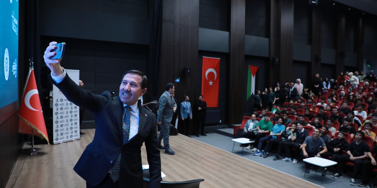 Karatay'da gelecek bugünden inşa ediliyor