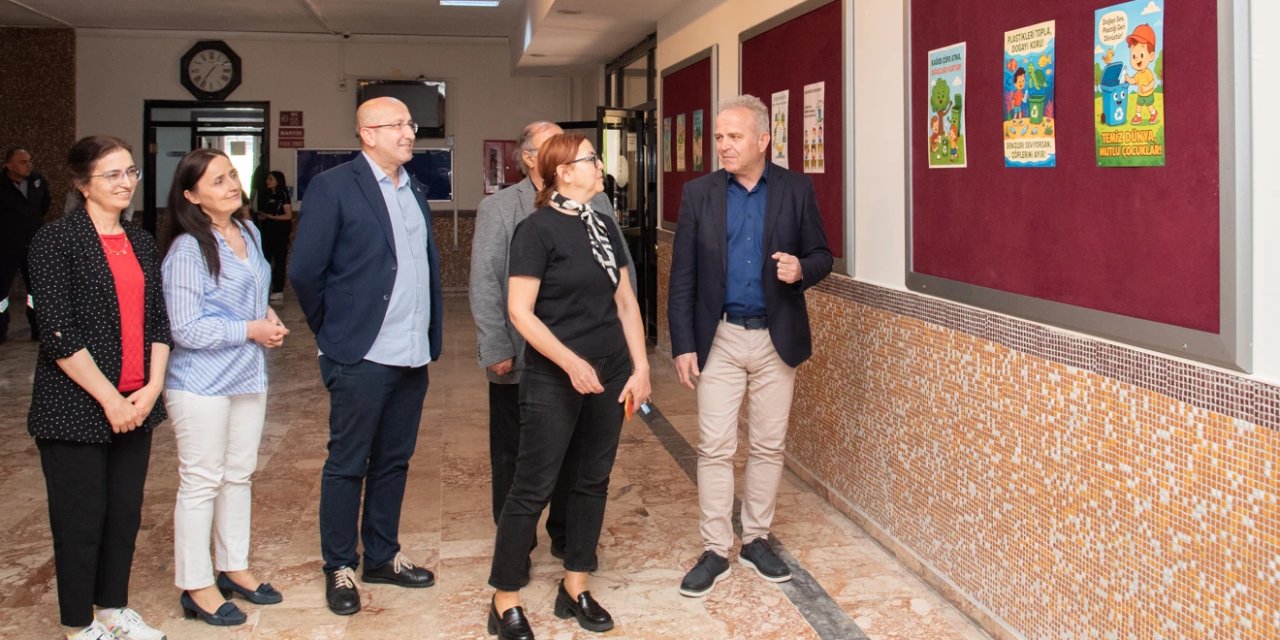 Üniversite öğrencileri Konya’da gelecek için çizdi