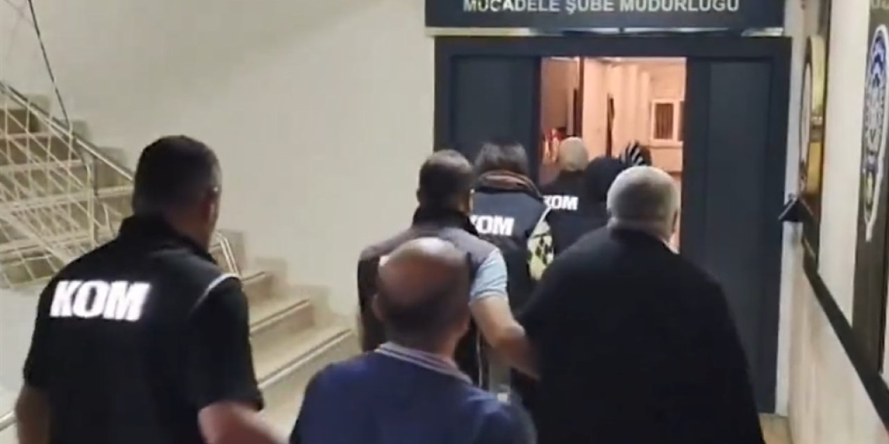 Hac ve umreye gitmek isteyenleri 60 milyon lira dolandırdılar