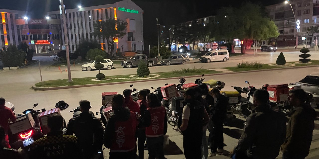 Konya’nın bir ilçesinde Moto Kuryeler ayaklandı