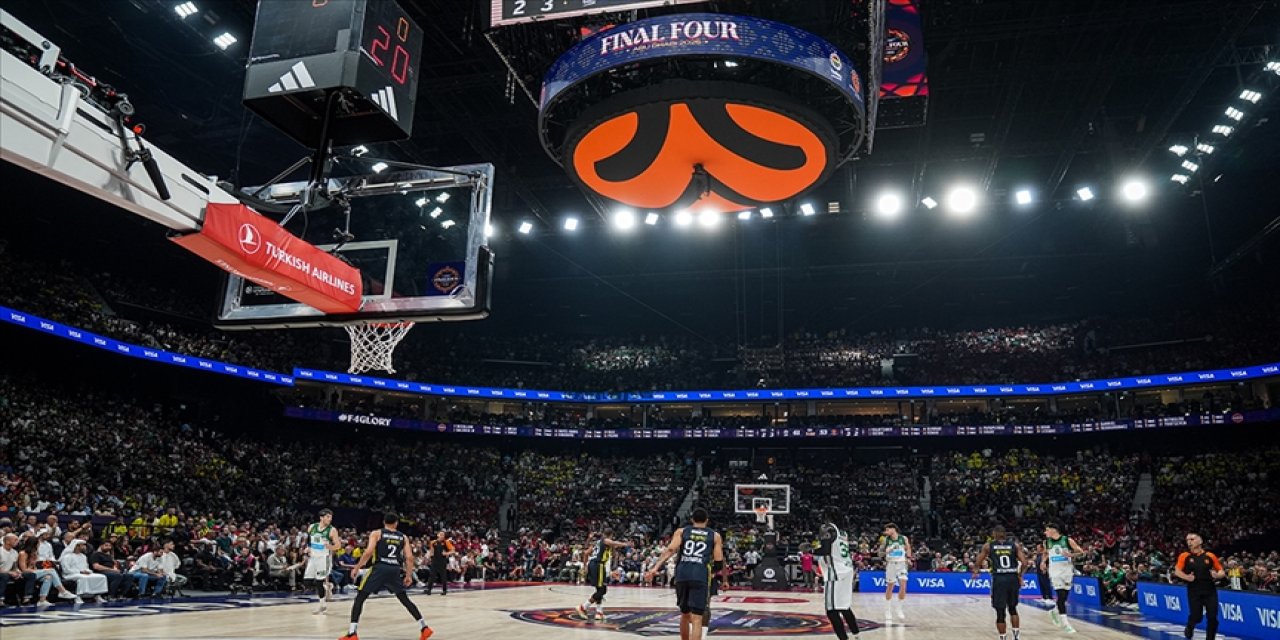 Konya Büyükşehir duyurdu: Final maçı dev ekranda izlenecek