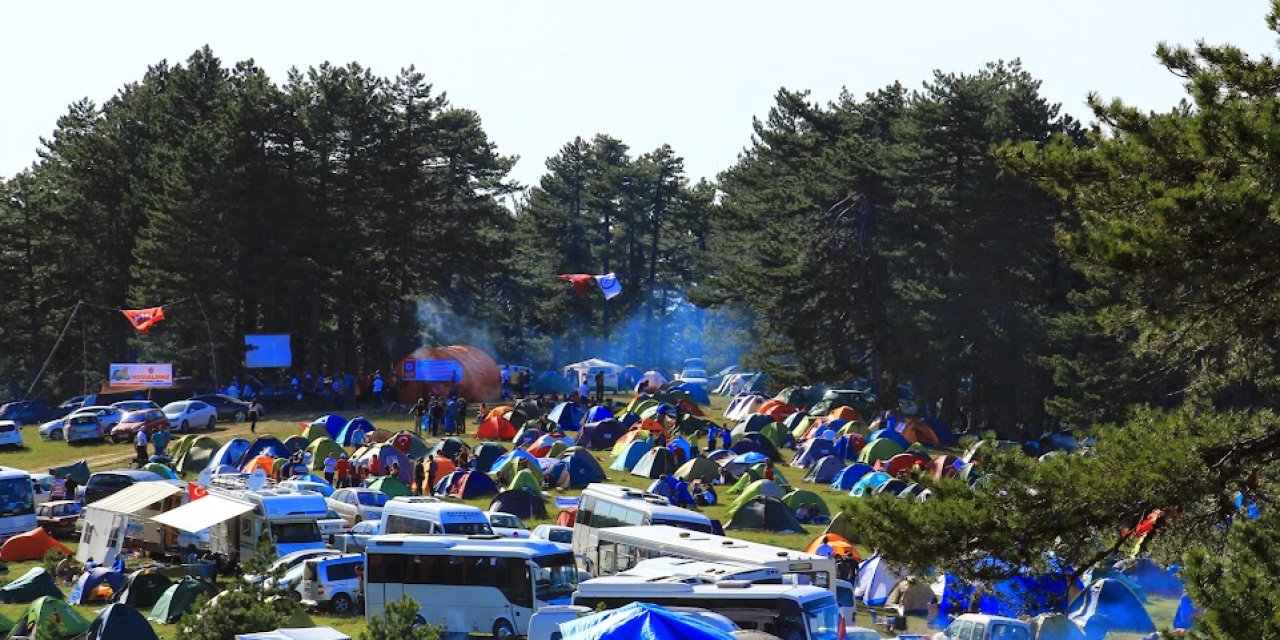 Konyalı Dağcılar Dedegöl Dağcılık Şenliği'nde