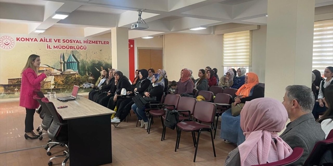 Konya’da Annelik Akademisi başladı
