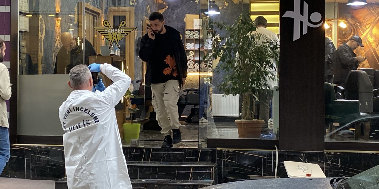 Kuaförde dehşet! Tıraş olan kardeşini ensesinden vurdu