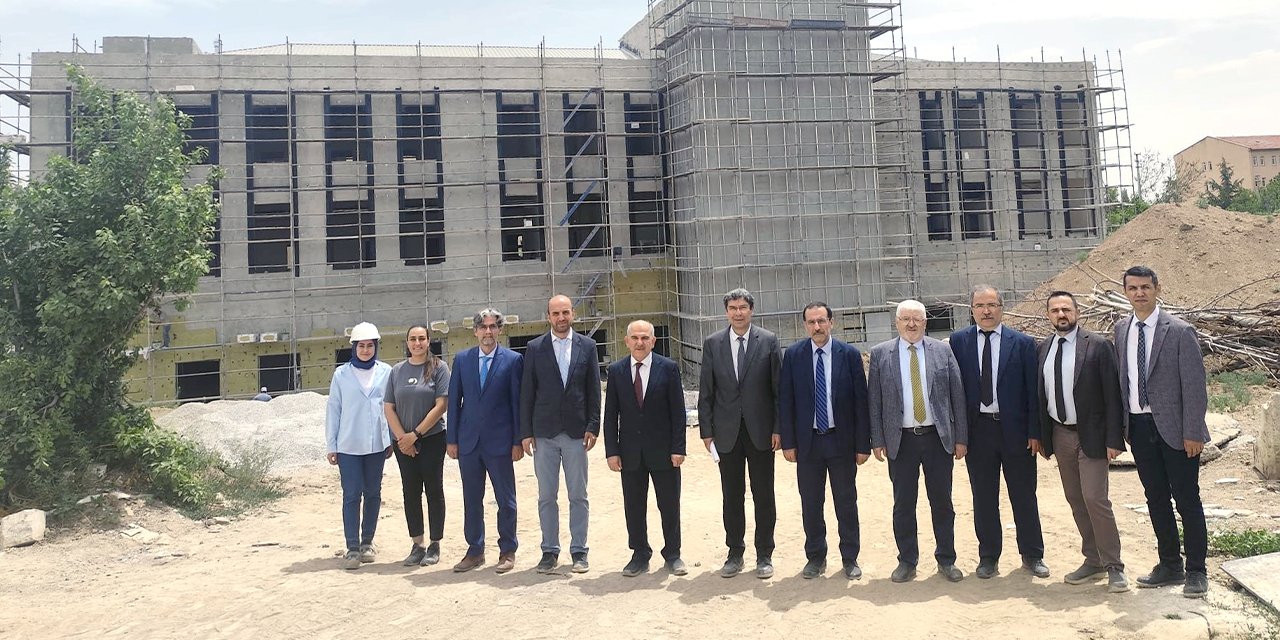 Konya'nın bereketli topraklarında sağlık yatırımı hız kesmiyor