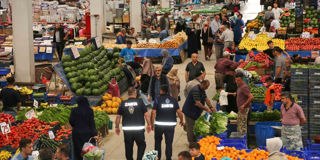 Meram’da pazar ve marketlere sıkı takip