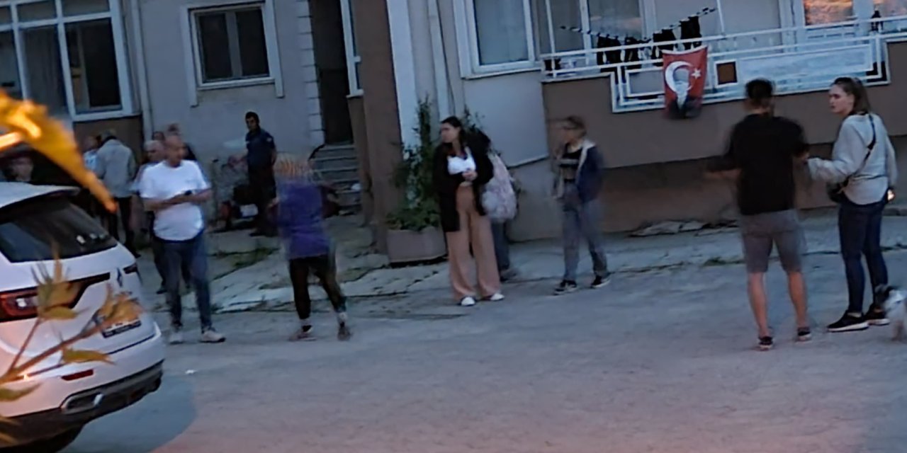 Cam silerken ikinci kattan düşen kadın öldü