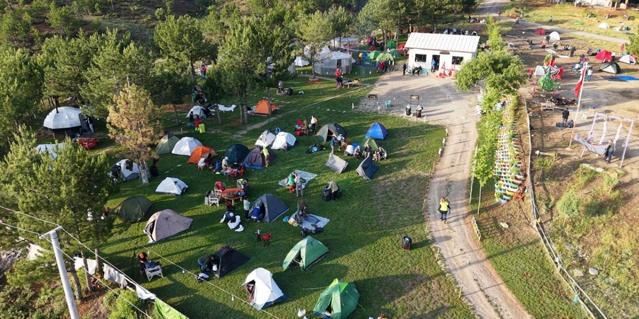 Doğaseverler Seydişehir’de çadır kurdu