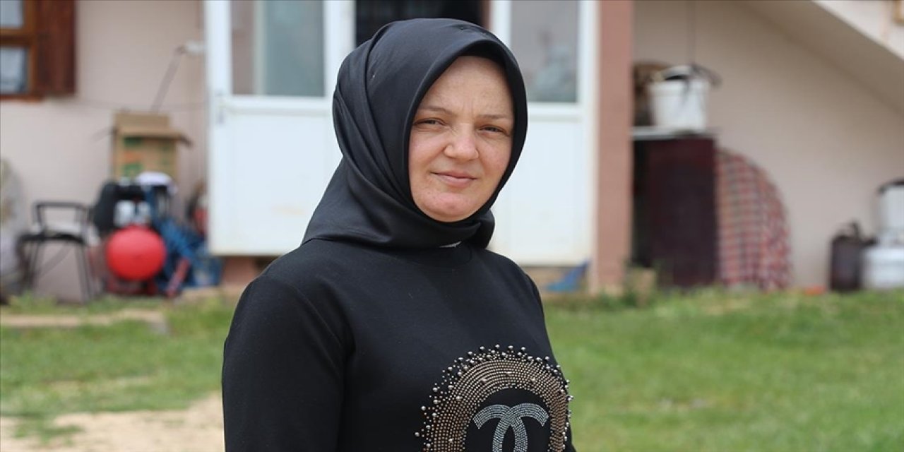 Eşinin ardından bayrağı devraldı! İlçenin ilk kadın muhtarı oldu