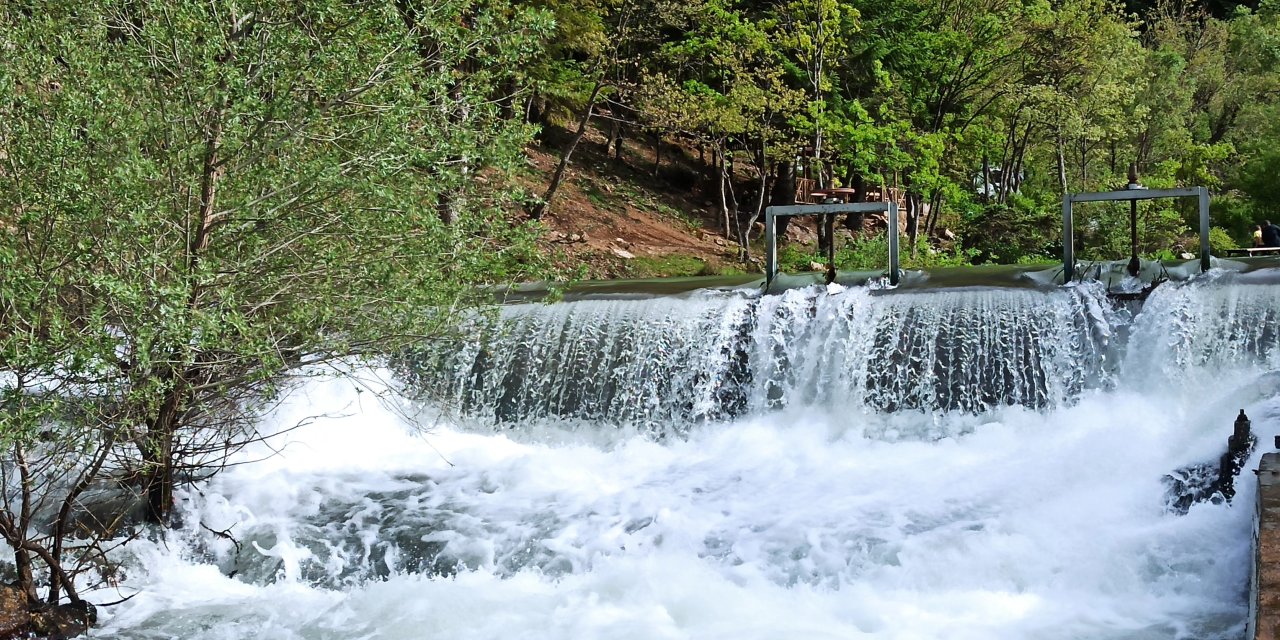 Konyalılara bayram sürprizi! Yenilenen doğa harikası kapılarını açtı