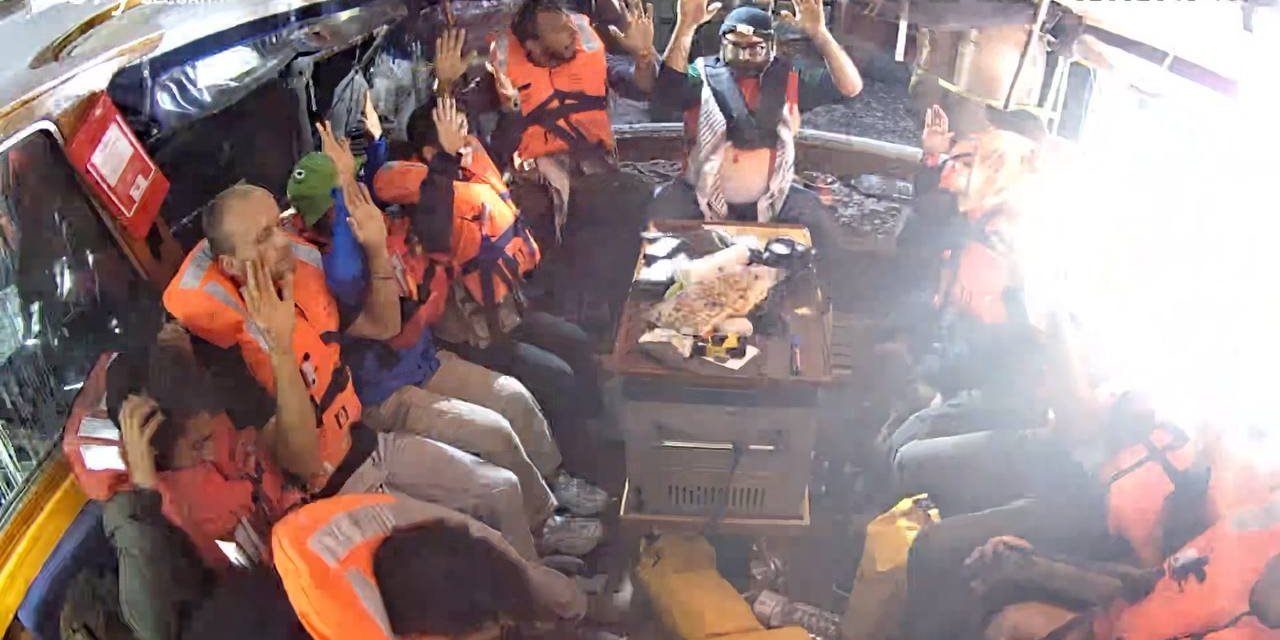 Alarm çalıyor! İsrail Madleen Gemisi'nin etrafını sardı