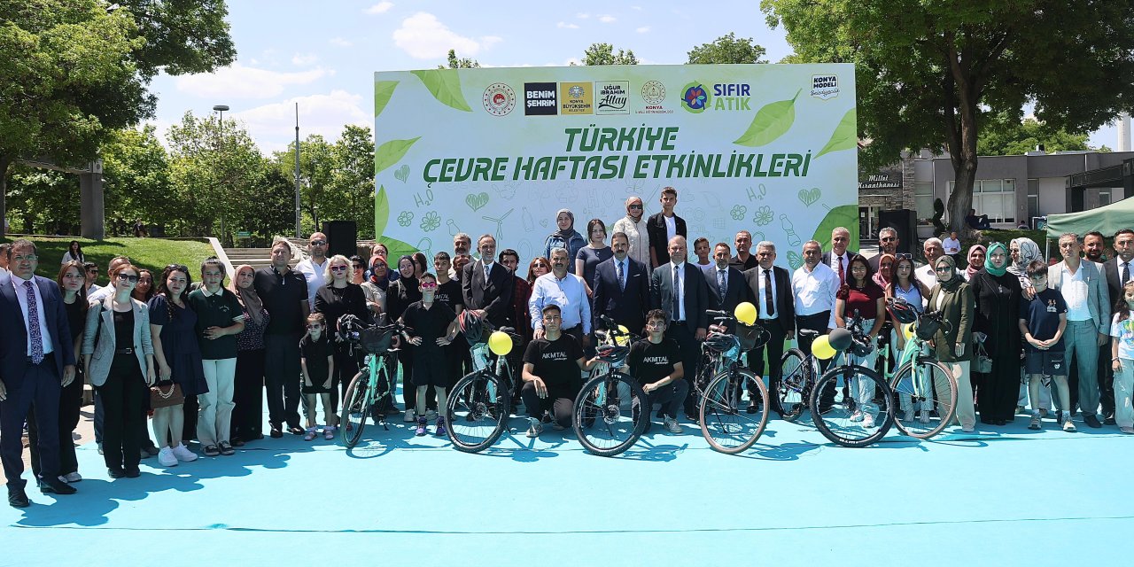 Konyalı öğrenciler bisikletlerini aldı