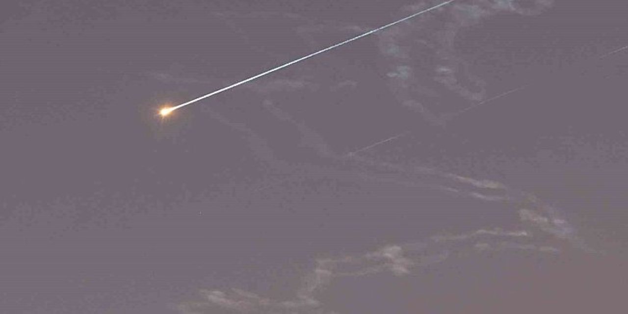 İran füzesi İsrail’de bina yıktı! 1 ölü, 13 yaralı var