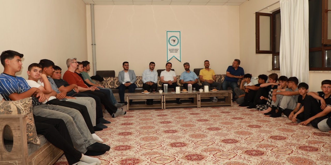 Karatay'da gençlerle renkli buluşma