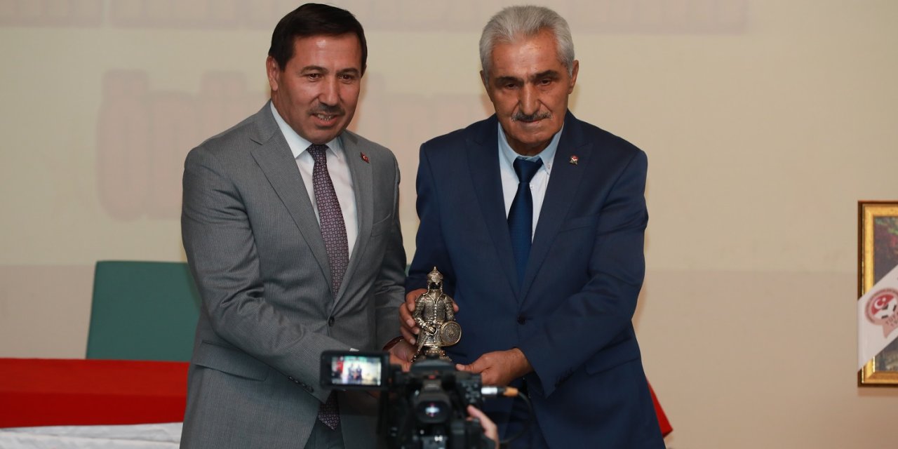 Konyaspor sevdalısı Başkan Kılca Onur Ödülü’ne layık görüldü