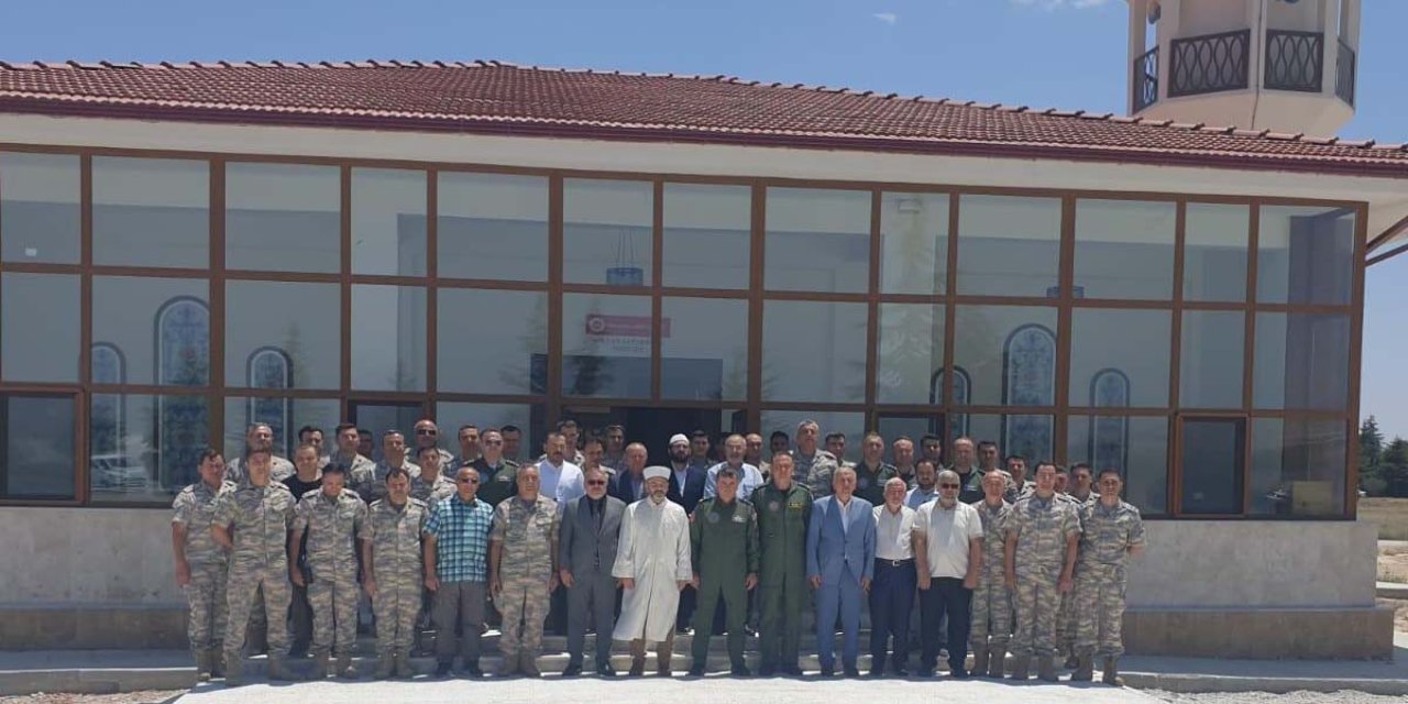 Konya 3. Ana Jet Üs Komutanlığında yapımı tamamlanan cami açıldı