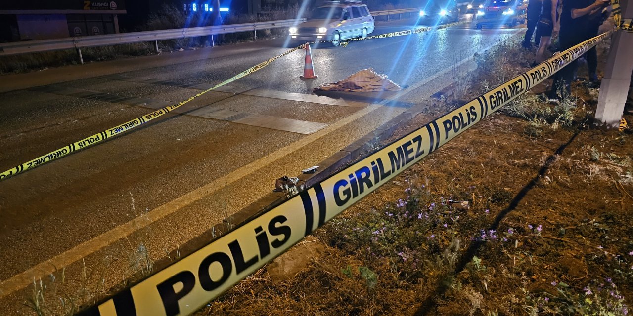 Aracın altında 200 metre sürüklenerek can verdi! Sürücü kaçtı