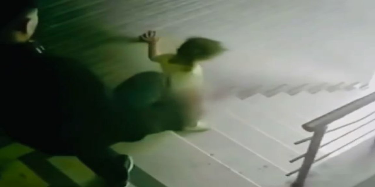 Kızını tekmeleyerek merdivenlerden yuvarladı! 8 çocuğu devlet korumasına alındı