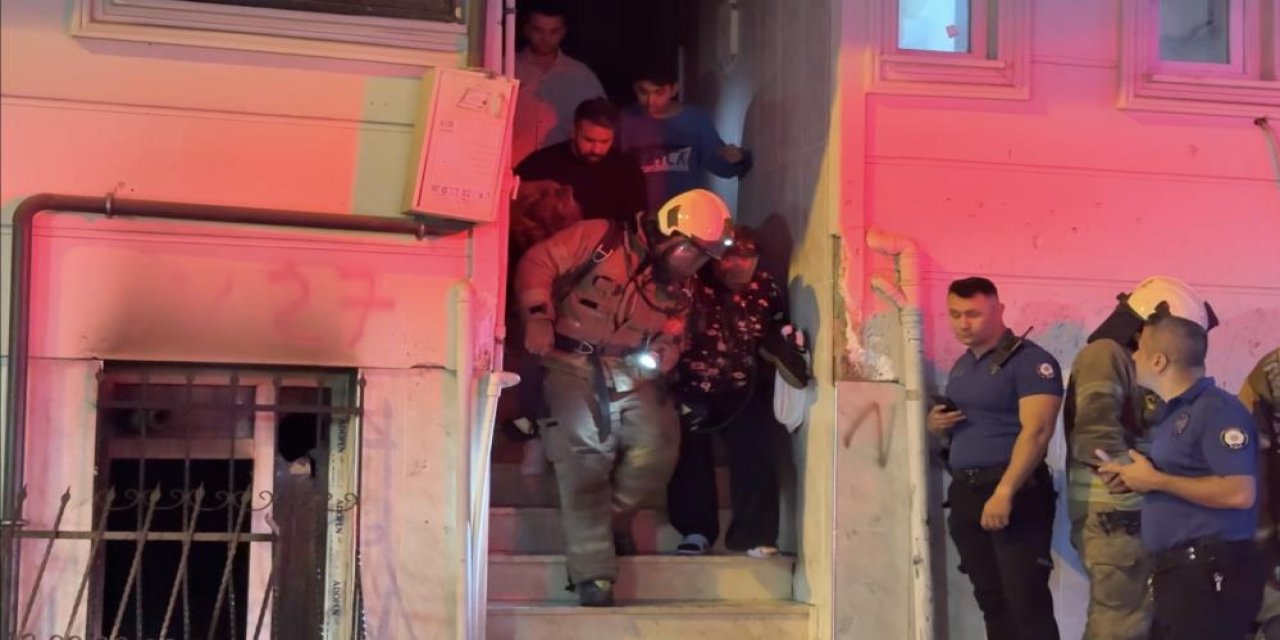 Canlarını zor kurtardılar: 1 kişi yaralandı, 13 kişi dumandan etkilendi