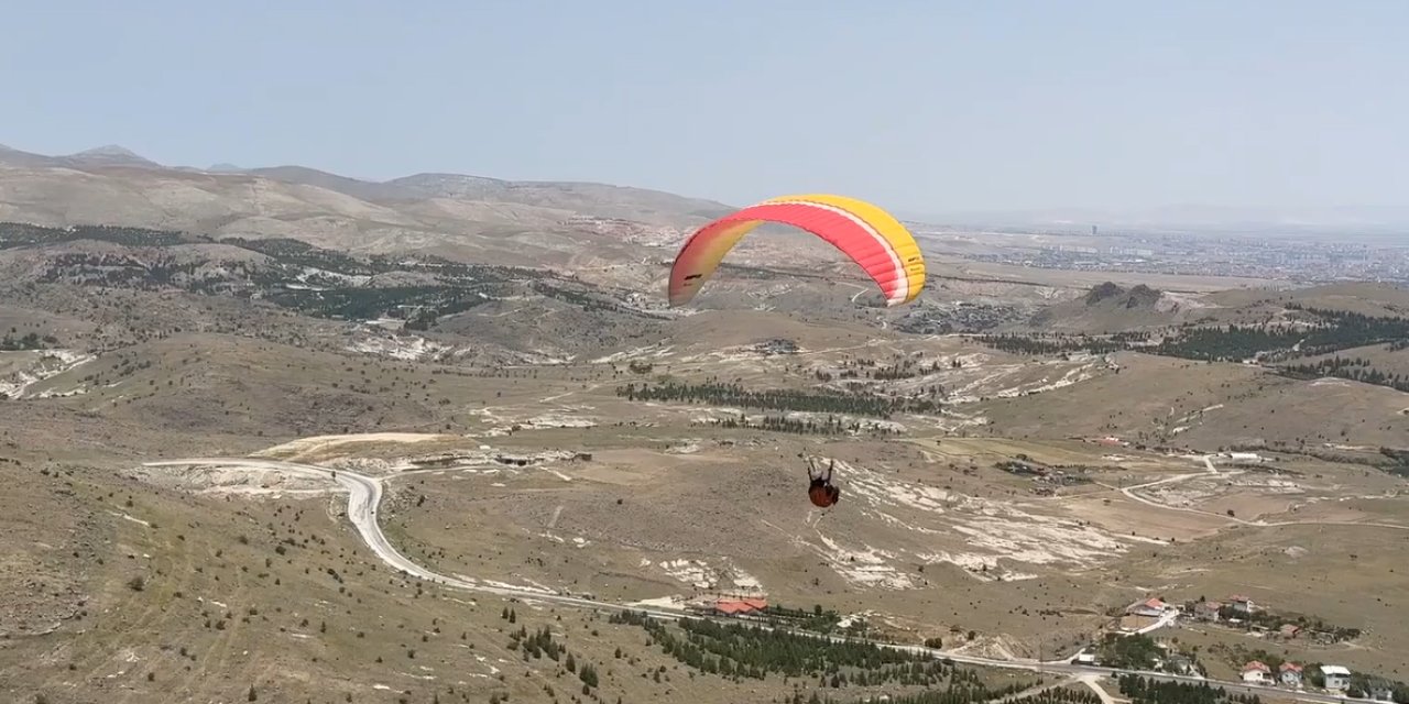3 yaşından beri Konya’yı gökyüzünden izliyor! Milli takım hayali kuruyor