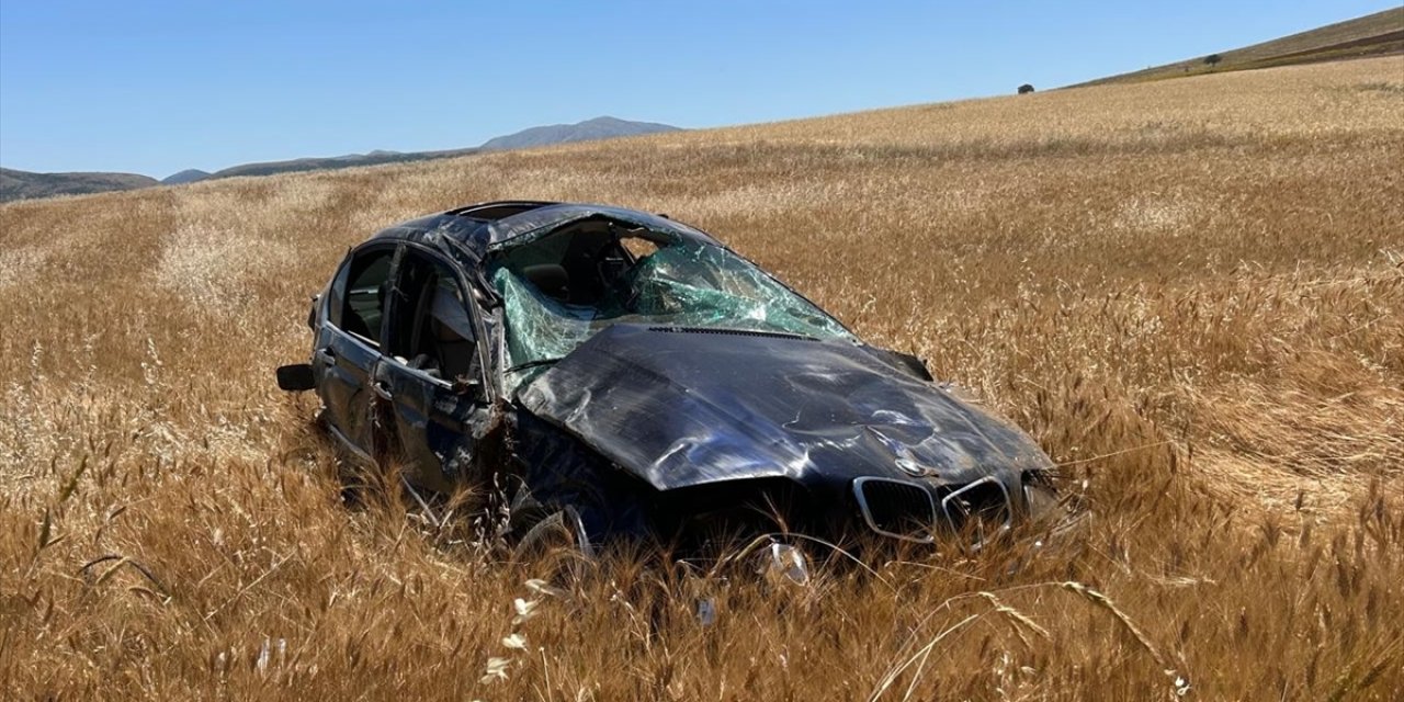 Konya'da otomobil devrildi, 4 kişi yaralandı