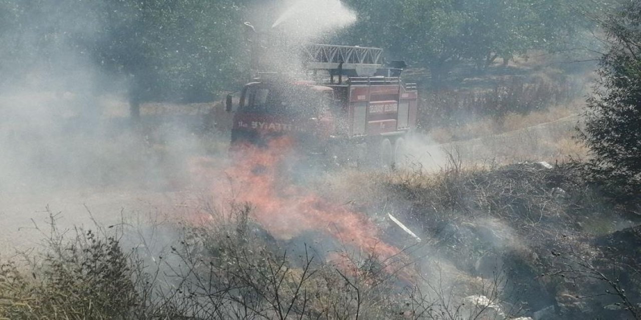 Konya yolundaki Ilgın koruluğunda korkutan yangın