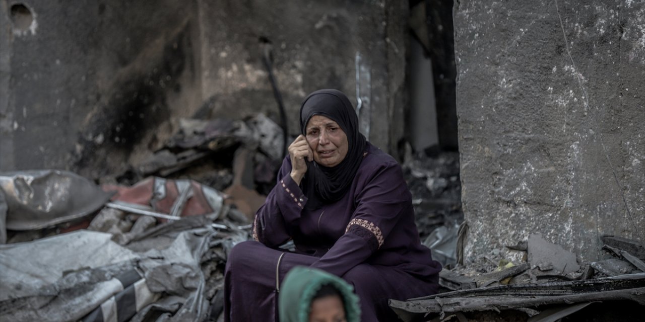 Katil İsrail’in saldırılarında hedef yine yardım bekleyen siviller oldu