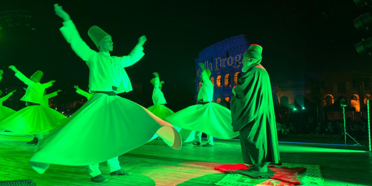 Konya’nın mirası tarihi Kolezyum’da! Sema ayini Avrupa’yı büyüledi