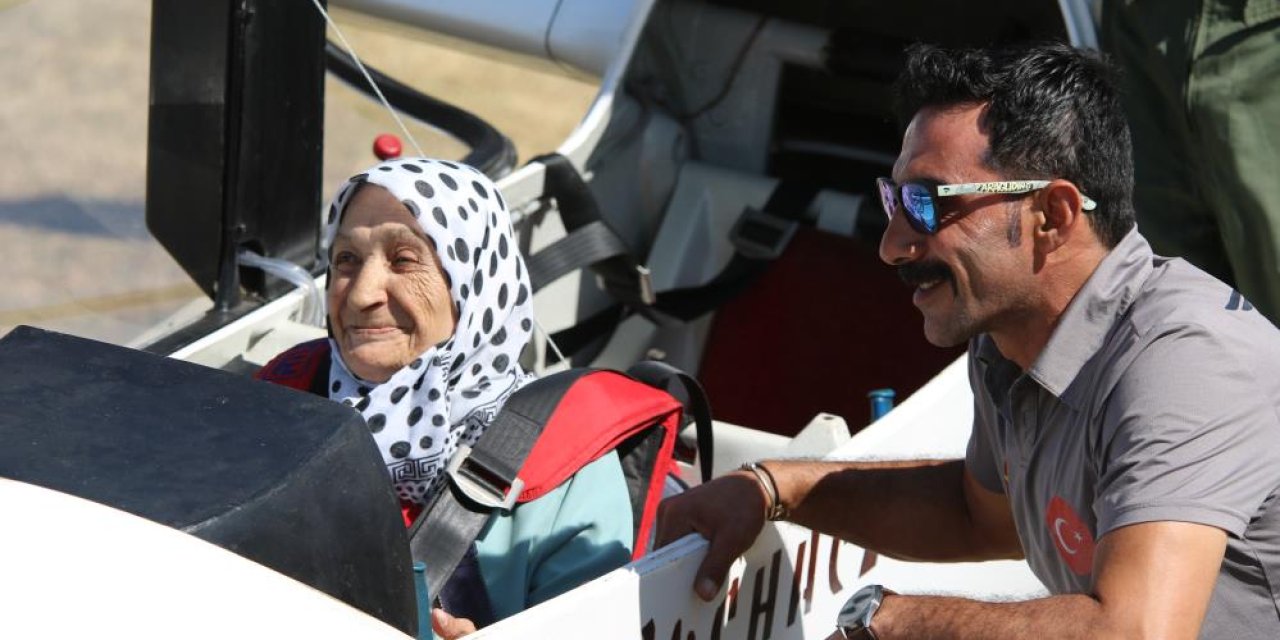 Gençliğinde tır kullandı, 83 yaşında kokpite oturdu