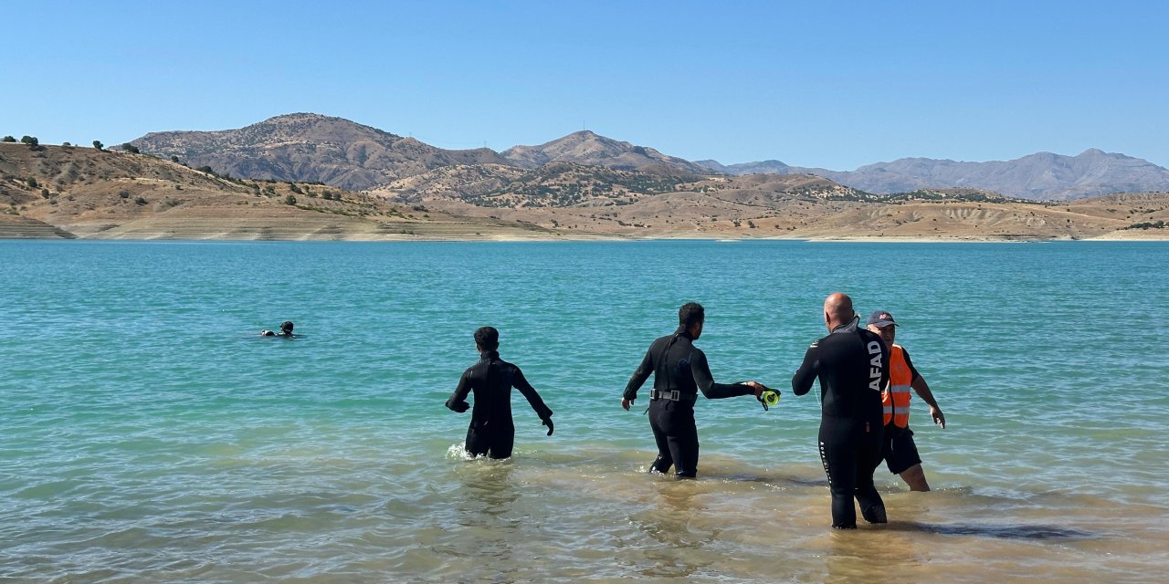 Baraja giren genç boğularak can verdi