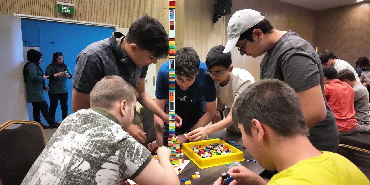 Konya’da gençler Formülsüz Fizik ile bilimi yaşayarak öğrendi